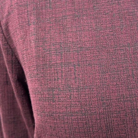 Ann Taylor 3/4 Ruffle Sleeve Top Burgundy Textured Blouse Size X - Picture 2 of 4